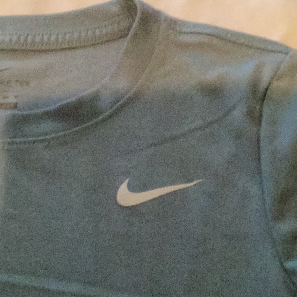Nike Blue Short Sleeve Tee 🔮 - Picture 2 of 5